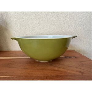 Pyrex 70’s bowl mixing vintage Verde olive green 443 avocado 2.5 Qt retro kitche